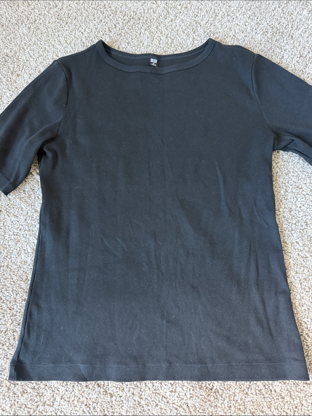 Uniqlo Black Ribbed Crewneck Short-Sleeve Top